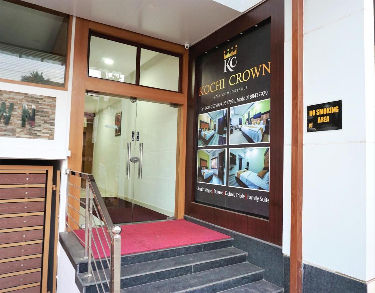 Hotel Kochi Crown Екстер'єр фото